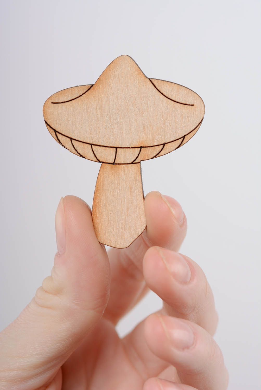 Magnet à décorer fait main en forme de champignon photo 4