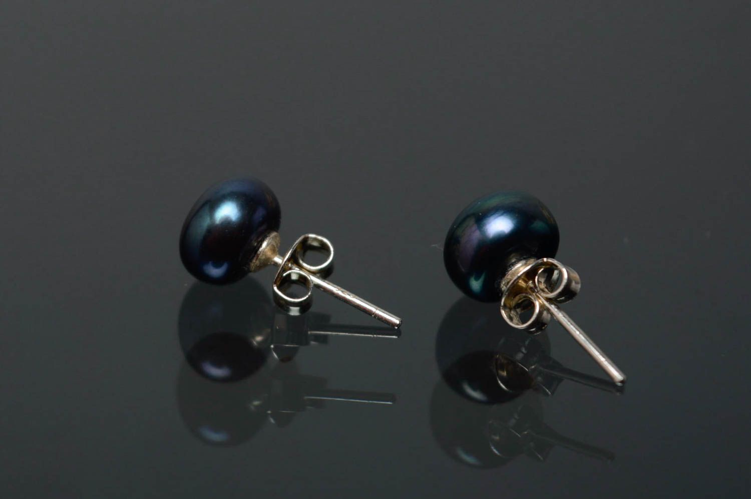 Pearl bead earrings photo 5
