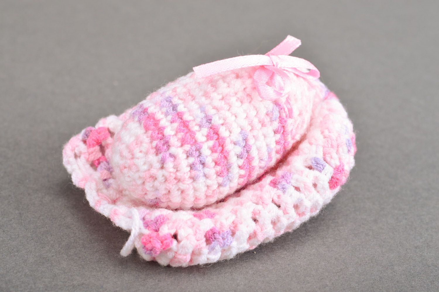 Handmade pink decorative Easter egg  in bag crocheted of semi-woolen threads photo 5