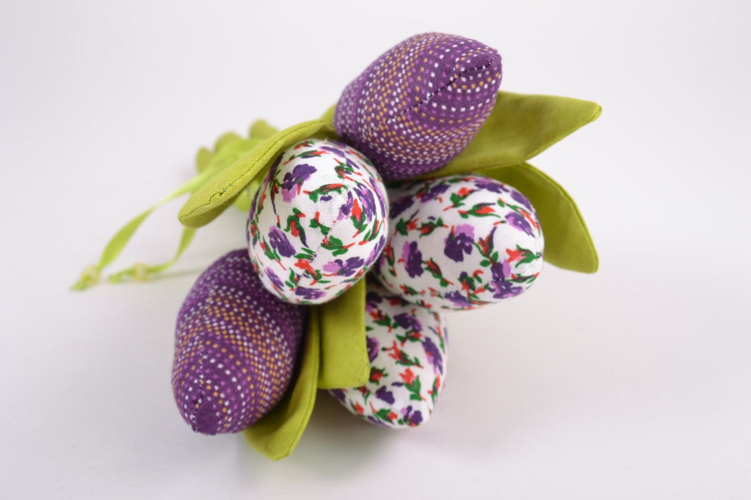 Grelle Deko Blumen aus Stoff Tulpen Blumenstrauß in lila Farbe Designer Handarbeit foto 3