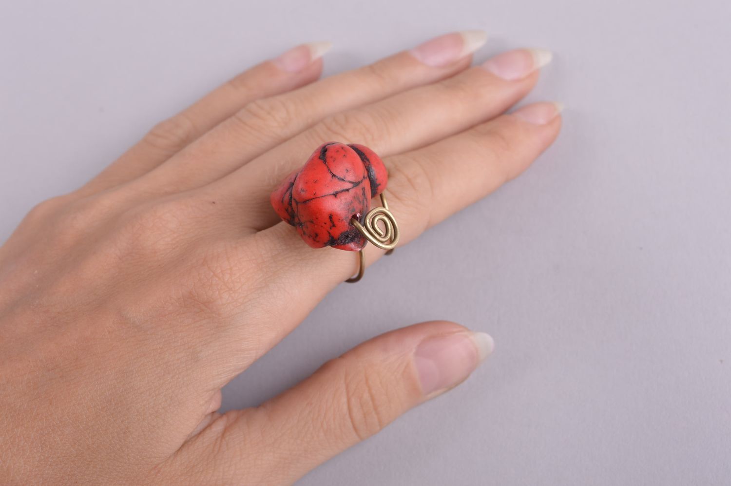 Кольцо ручной работы кольцо из латуни металлическое украшение с кораллом фото 5