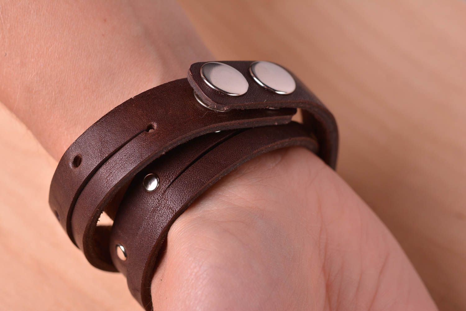 Handmade brown leather bracelet unusual stylish bracelet elegant accessory photo 3