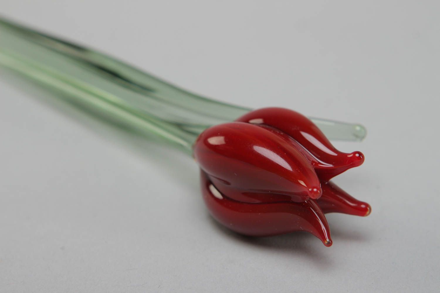 Petite figurine en verre au chalumeau décorative Tulipe rouge faite main  photo 2