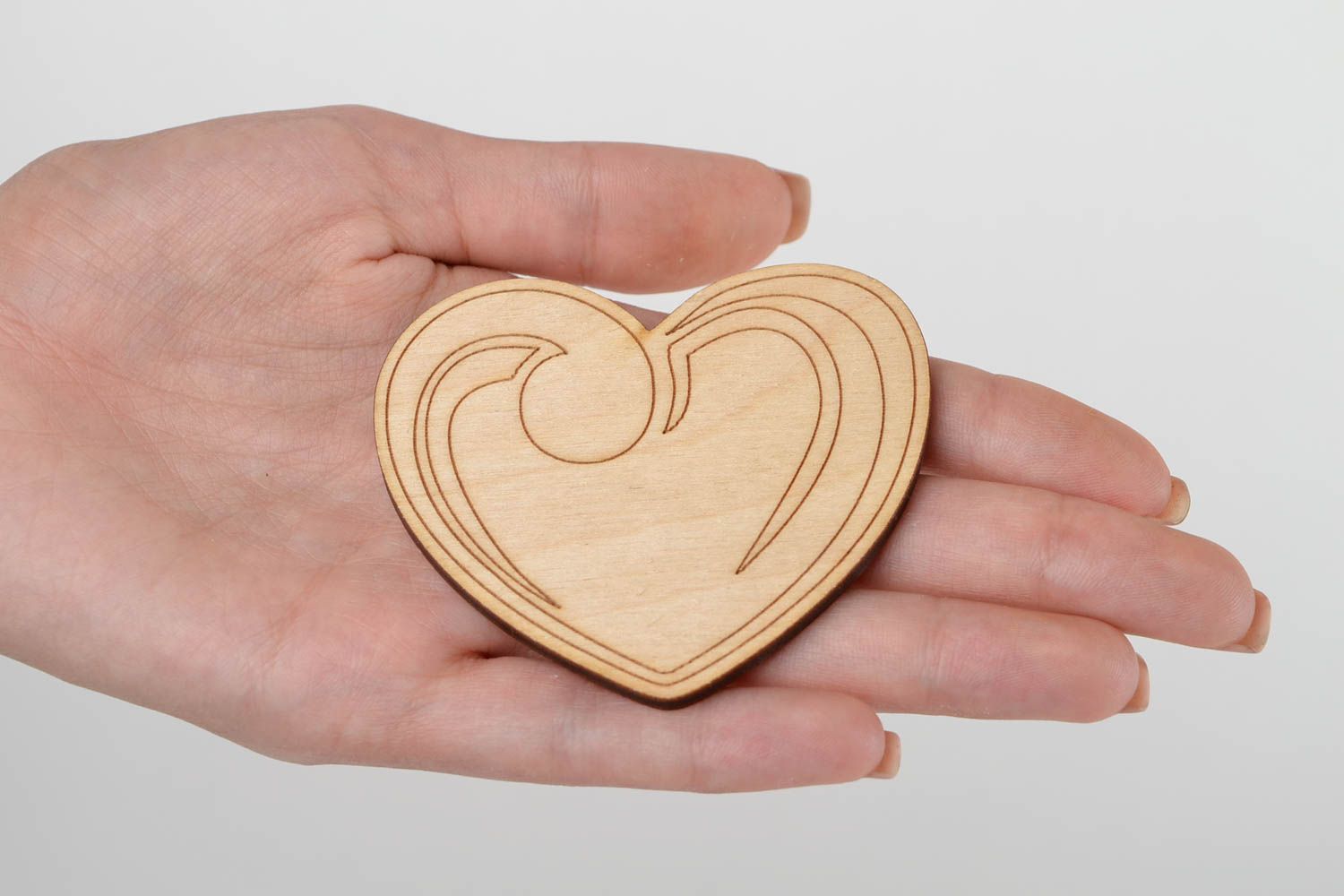 Handmade Figur aus Holz Holzfigur zum Bemalen Holzartikel zum Gestalten Herz foto 2