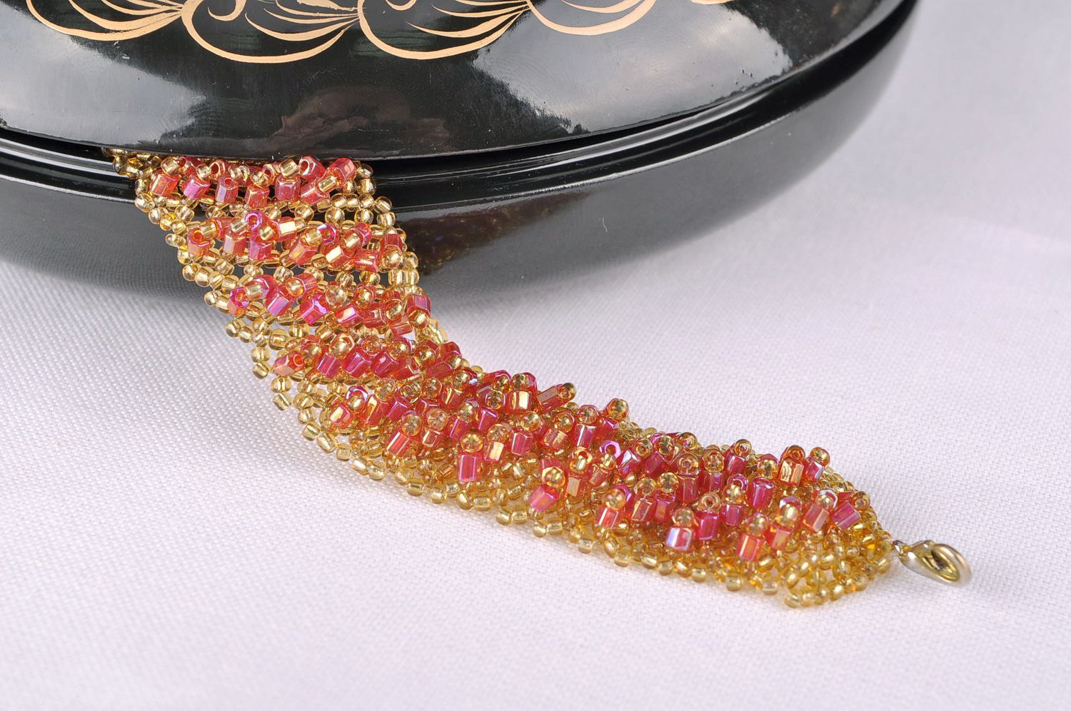 Bracelet en perles de rocaille Secret de la reine photo 4