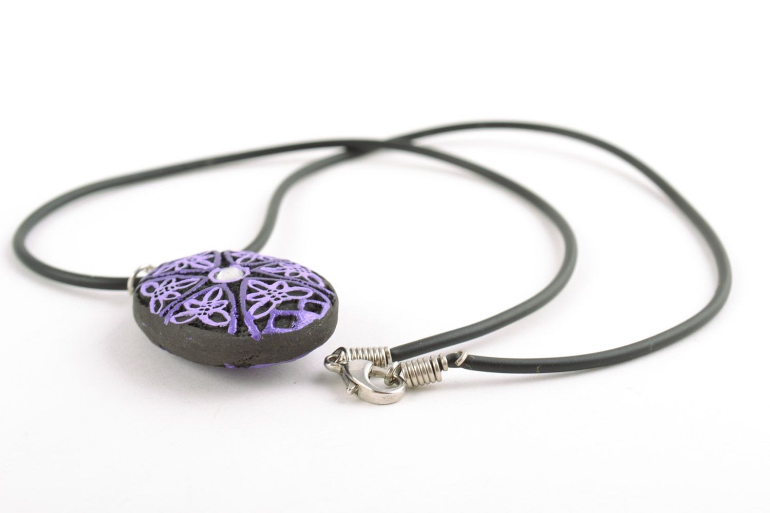 Black and lilac handmade clay pendant painted with acrylics photo 5