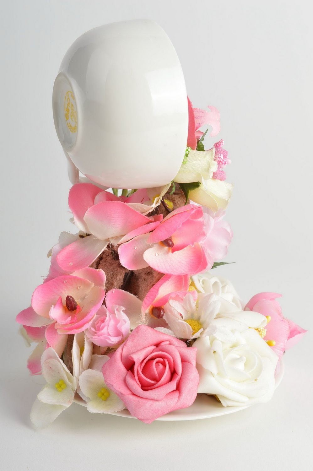 Taza artesanal con flores para decoración de sobremesa bonita original  foto 4