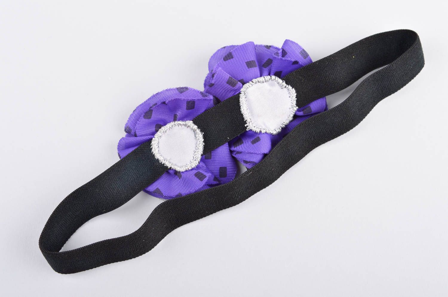 Haarband mit Blumen handmade Designer Schmuck Accessoire für Haare in Lila foto 4