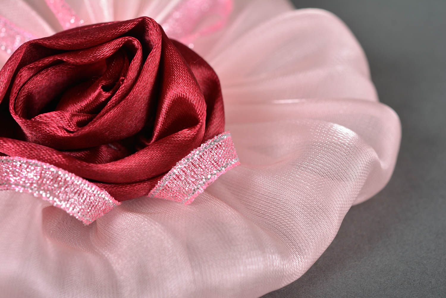 Élastique cheveux fait main Accessoire cheveux fleur rose en tissu Cadeau femme photo 2