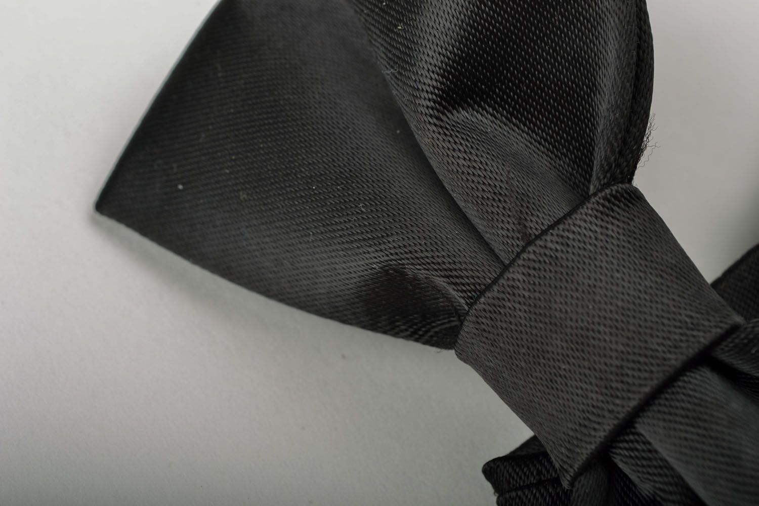 Сorbata de moño negra para el traje foto 3