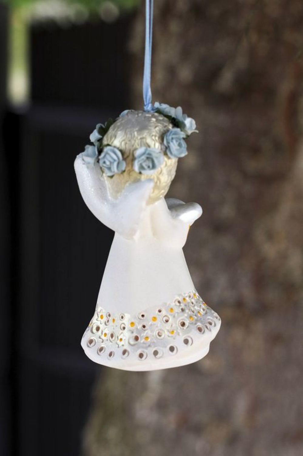 Ceramic bell, decorative pendant Angel with wreath photo 3