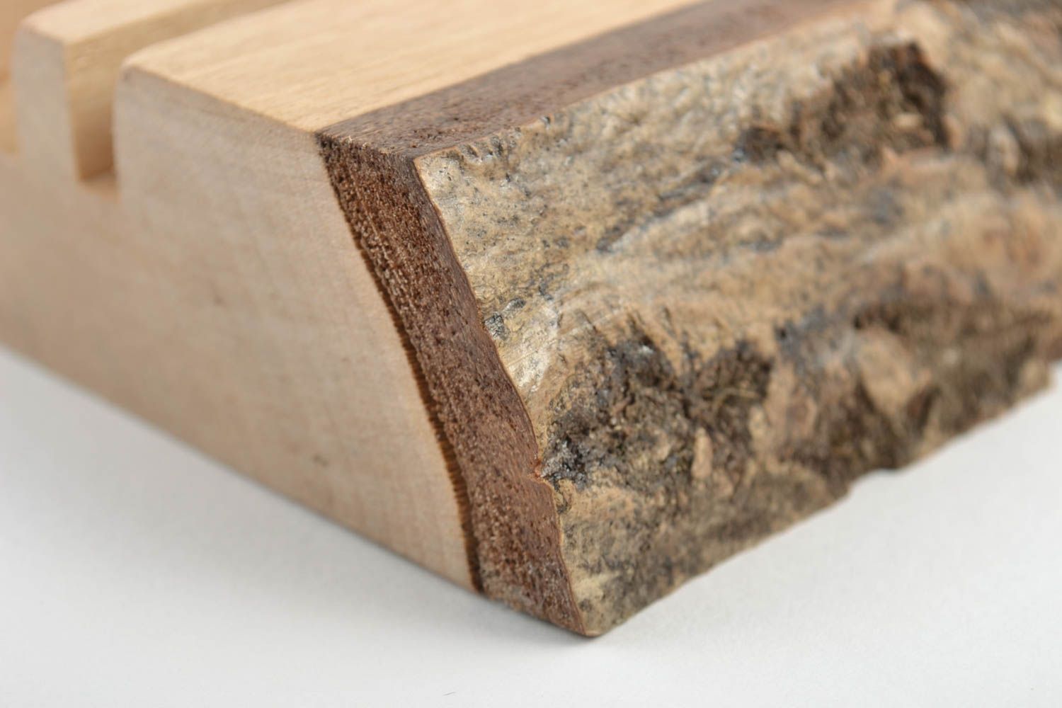 Öko handmade Handyständer Holz kompakt schön ungewöhnlich bequem für Tisch toll foto 3