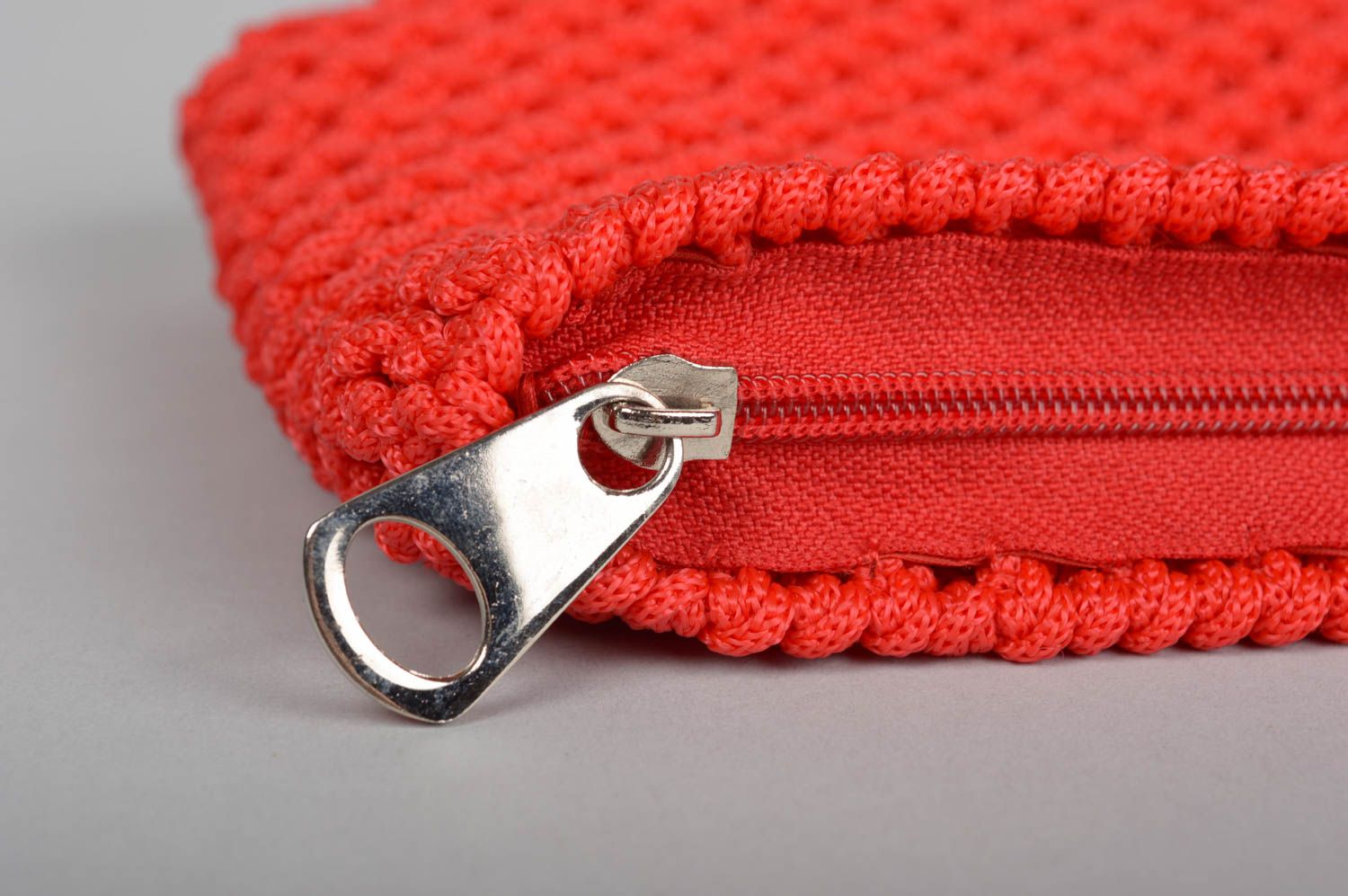 Сумка ручной работы сумочка клатч женская сумка красная в технике макраме фото 4