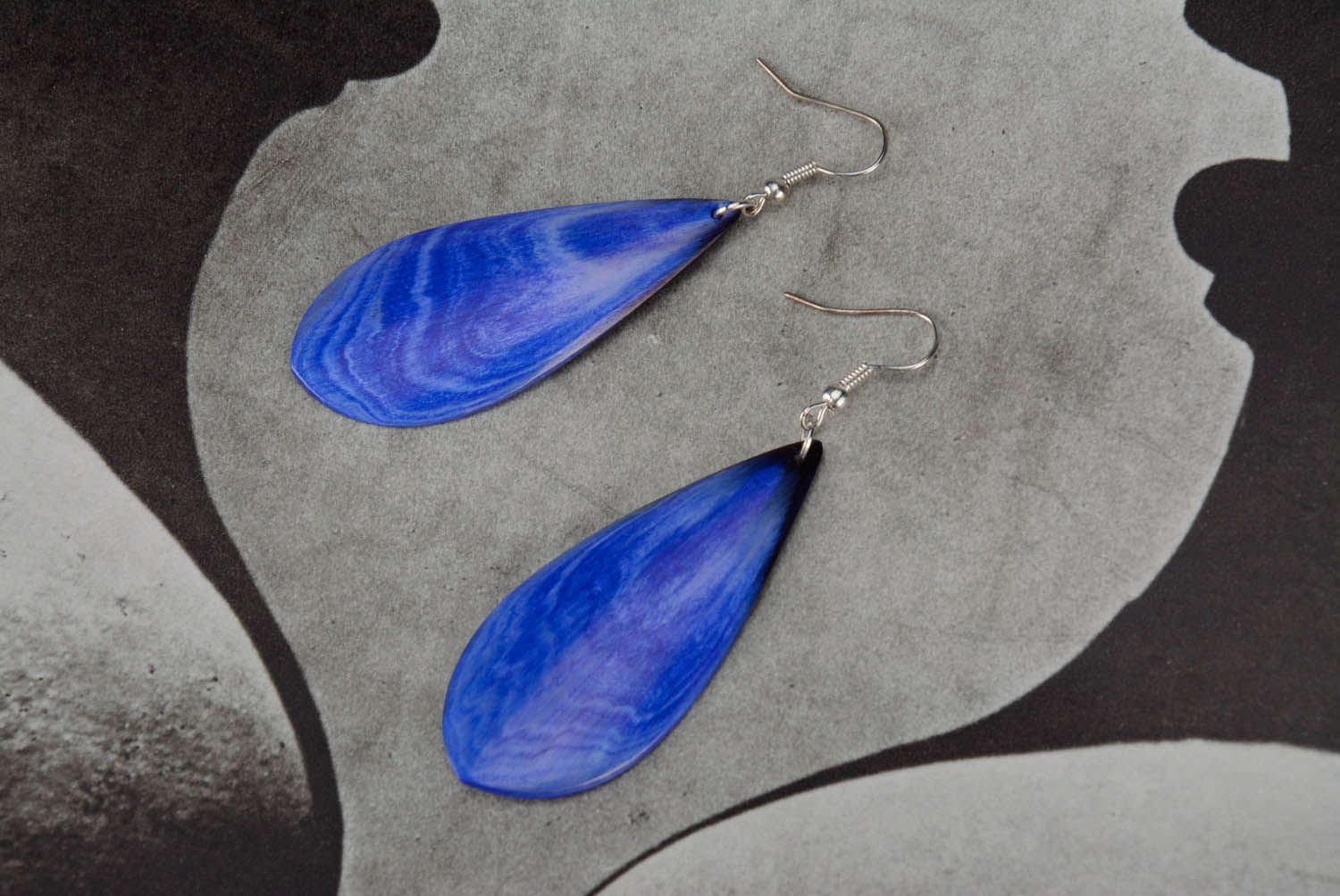 Earrings made of cow horn Petals photo 3