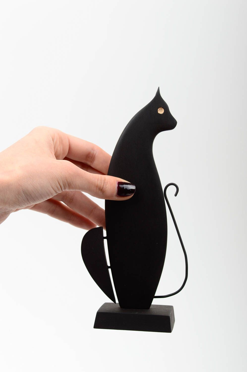 Statuette chat en bois de frêne faite main noire Décoration maison minimaliste photo 5