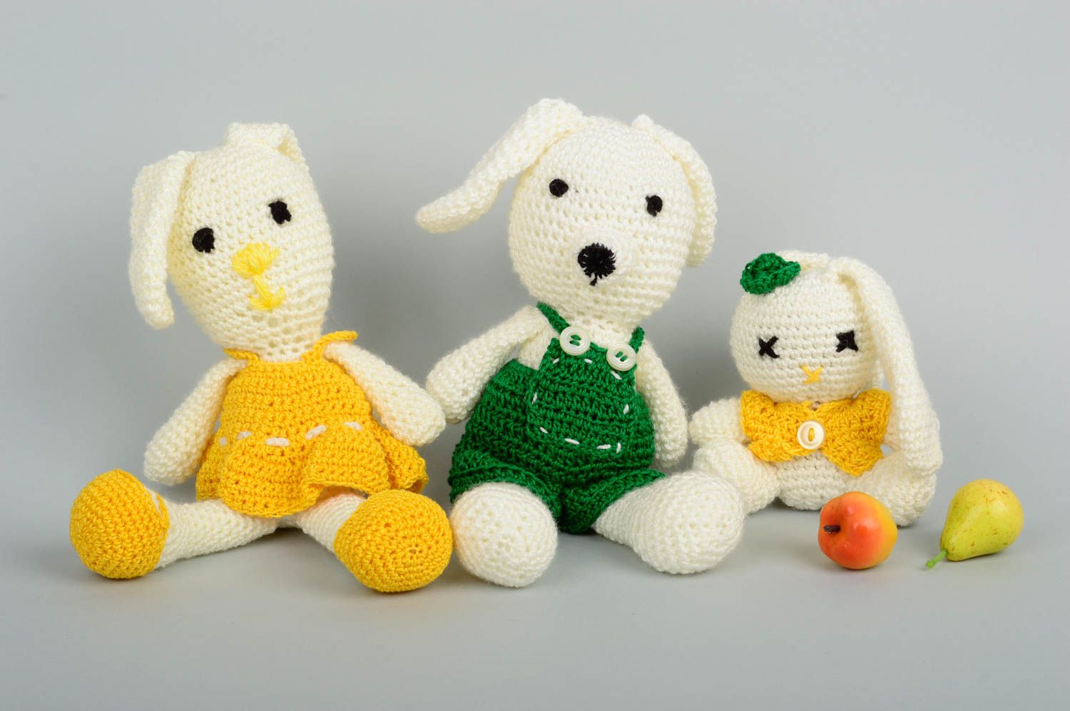 Doudous lapins faits main Jouets tricot au crochet Cadeau enfant 3 pièces photo 1