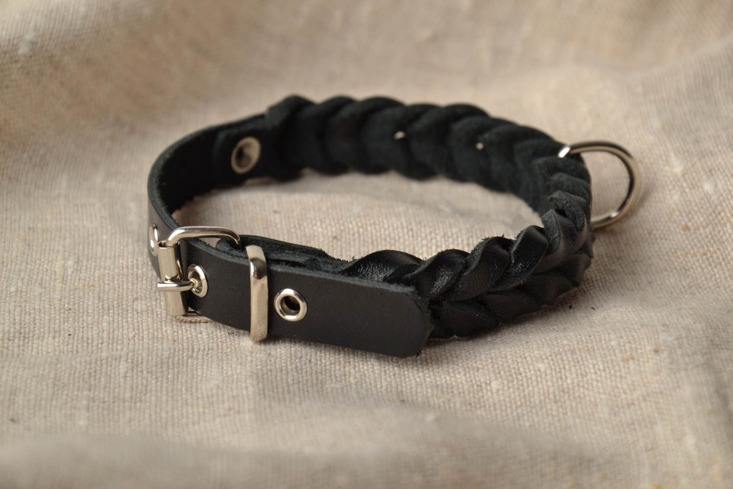 Handmade braided dog collar of black color photo 1