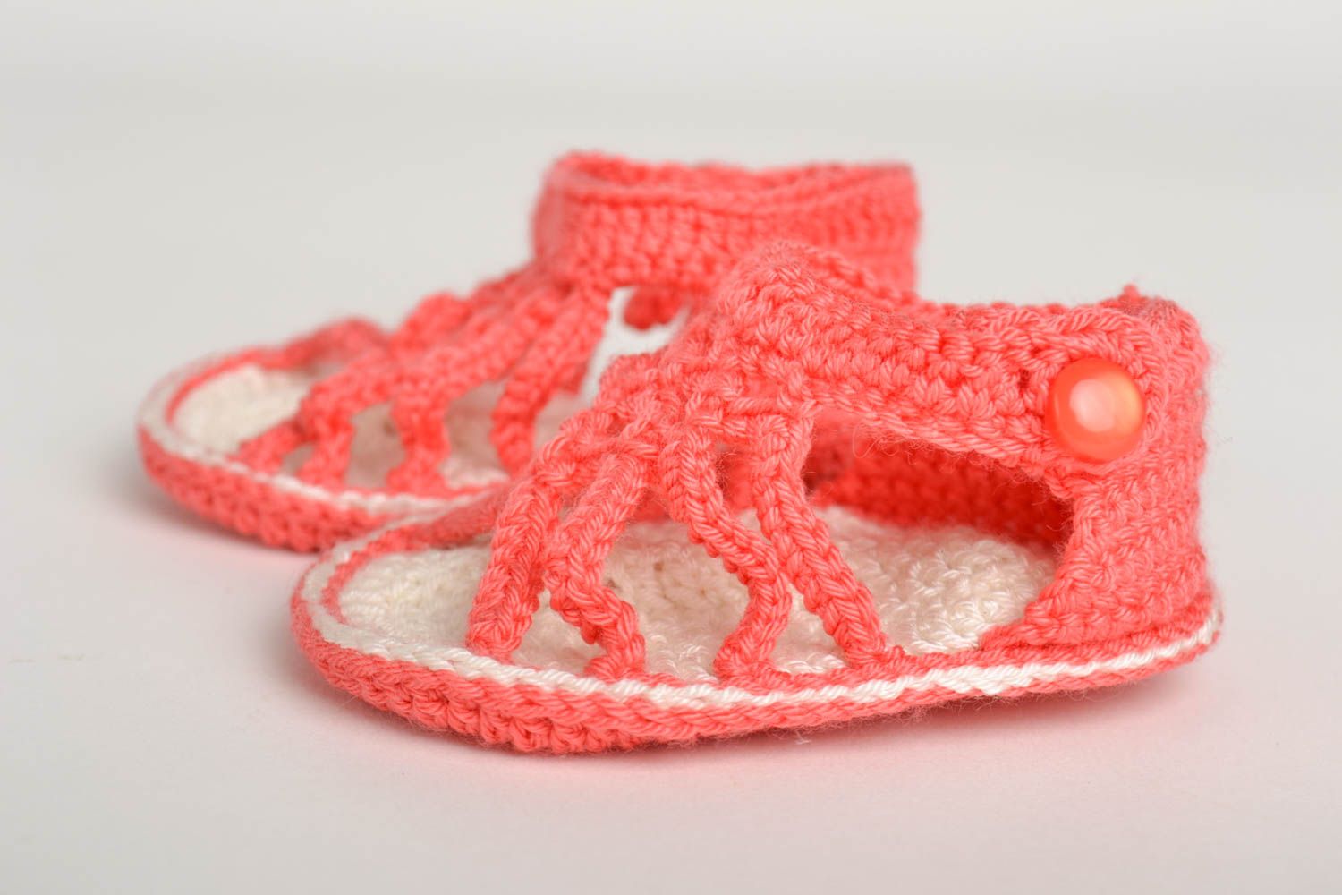 Handmade crocheted baby bootees unusual cute warn sandals lovely kids shoes photo 2