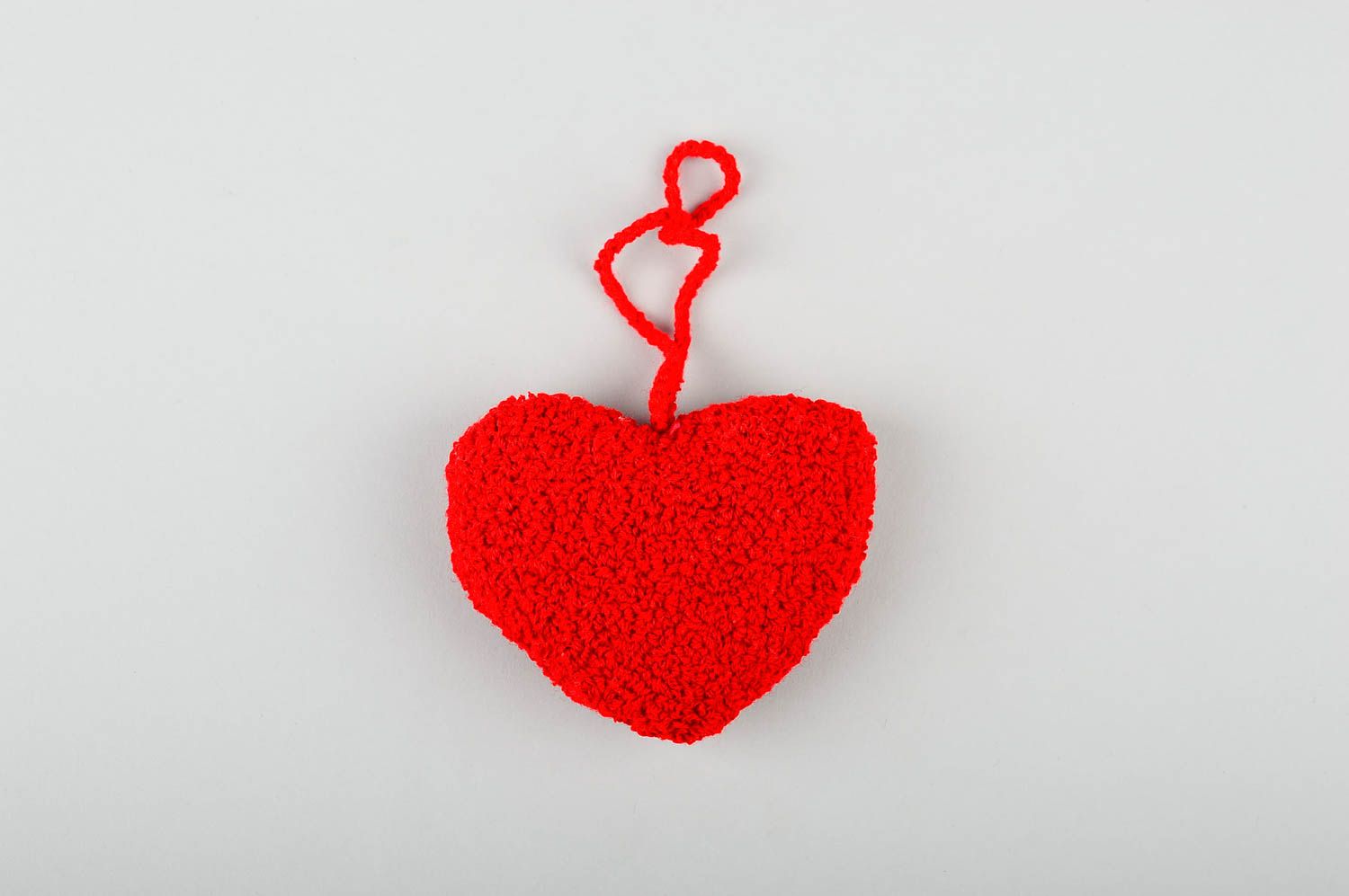 Декор для дома хэнд мэйд мягкое сердце из ниток декоративное сердце красное фото 1
