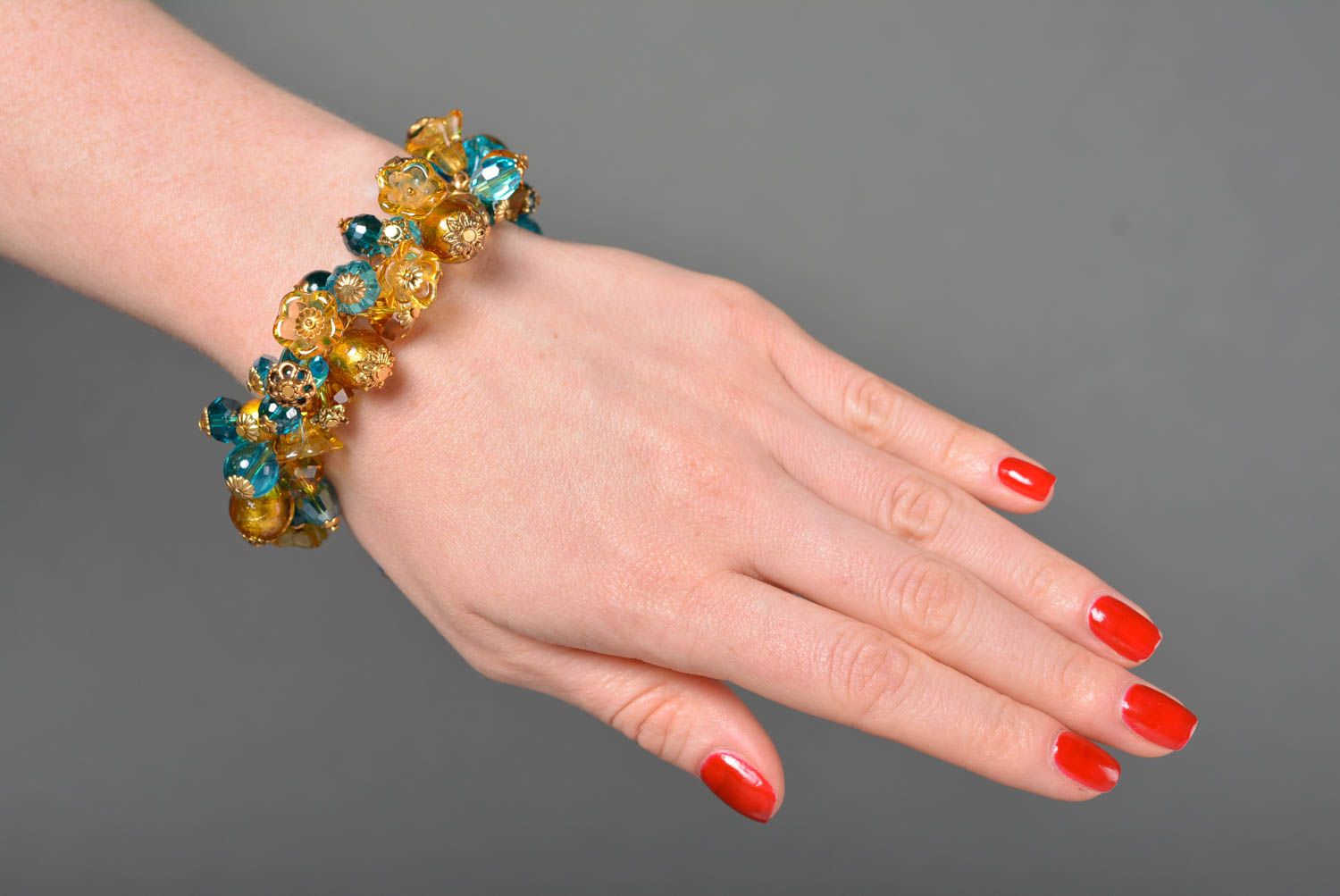 Beautiful handmade wrist bracelet beaded bracelet cool jewelry designs photo 4
