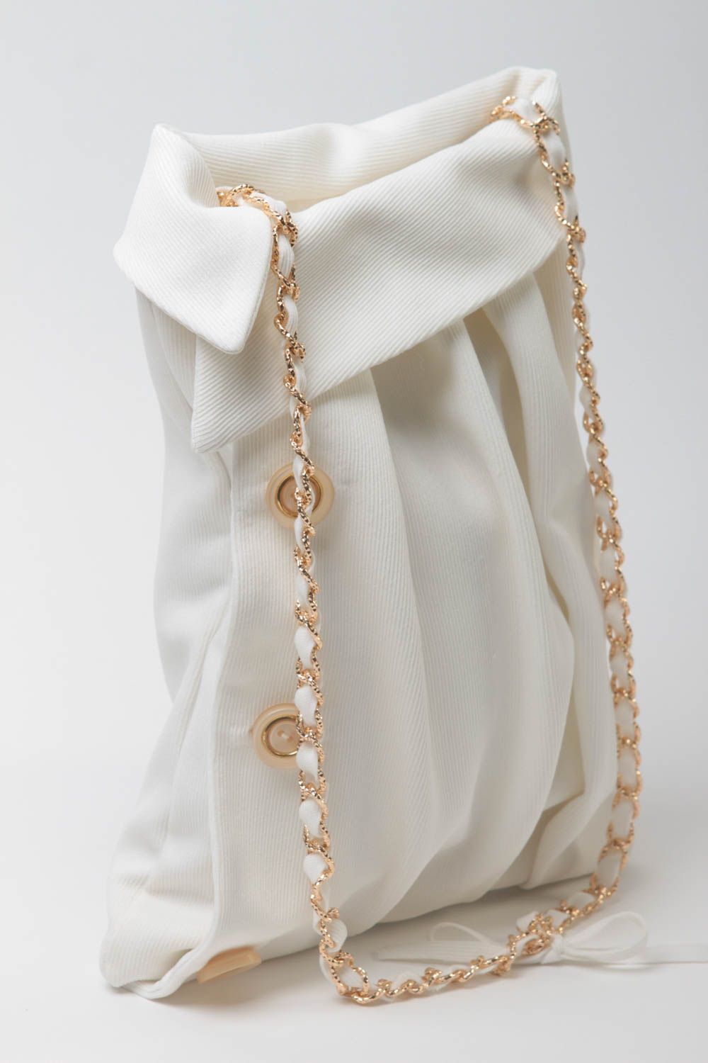Sac bandoulière fait main Sac à main tissu blanc avec chaîne Accessoire femme photo 2
