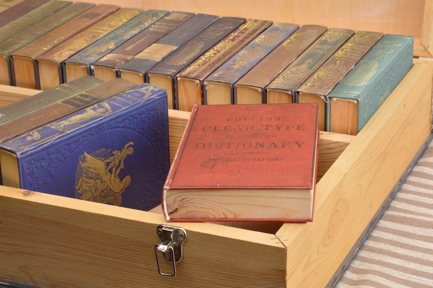 Handmade box jewelry box book box beautiful box carved wooden box original box photo 1