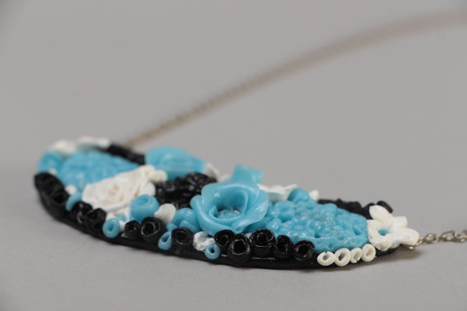 Blau weißes Polymer Ton Collier mit Blumen lange Kette Handarbeit foto 4