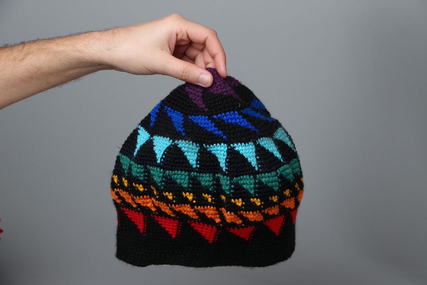 Bonnet tricoté fait main Triangles photo 4