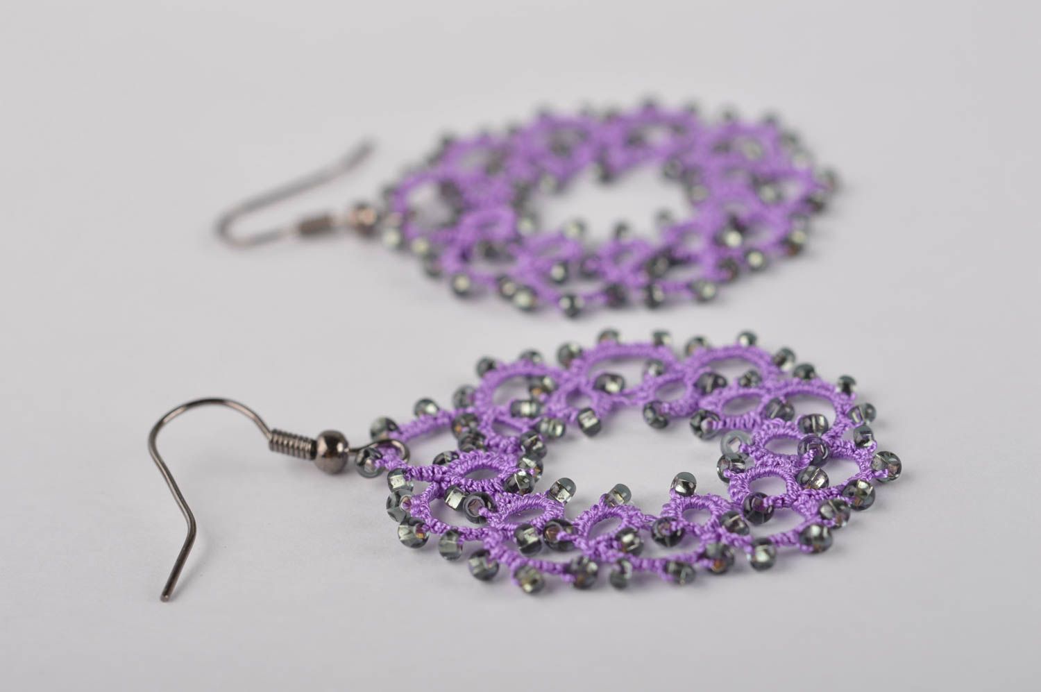 Stylish handmade woven lace earrings tatting earrings textile jewelry designs photo 5