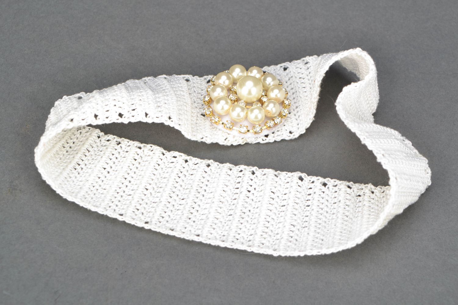 Children's crochet headband of white color photo 4