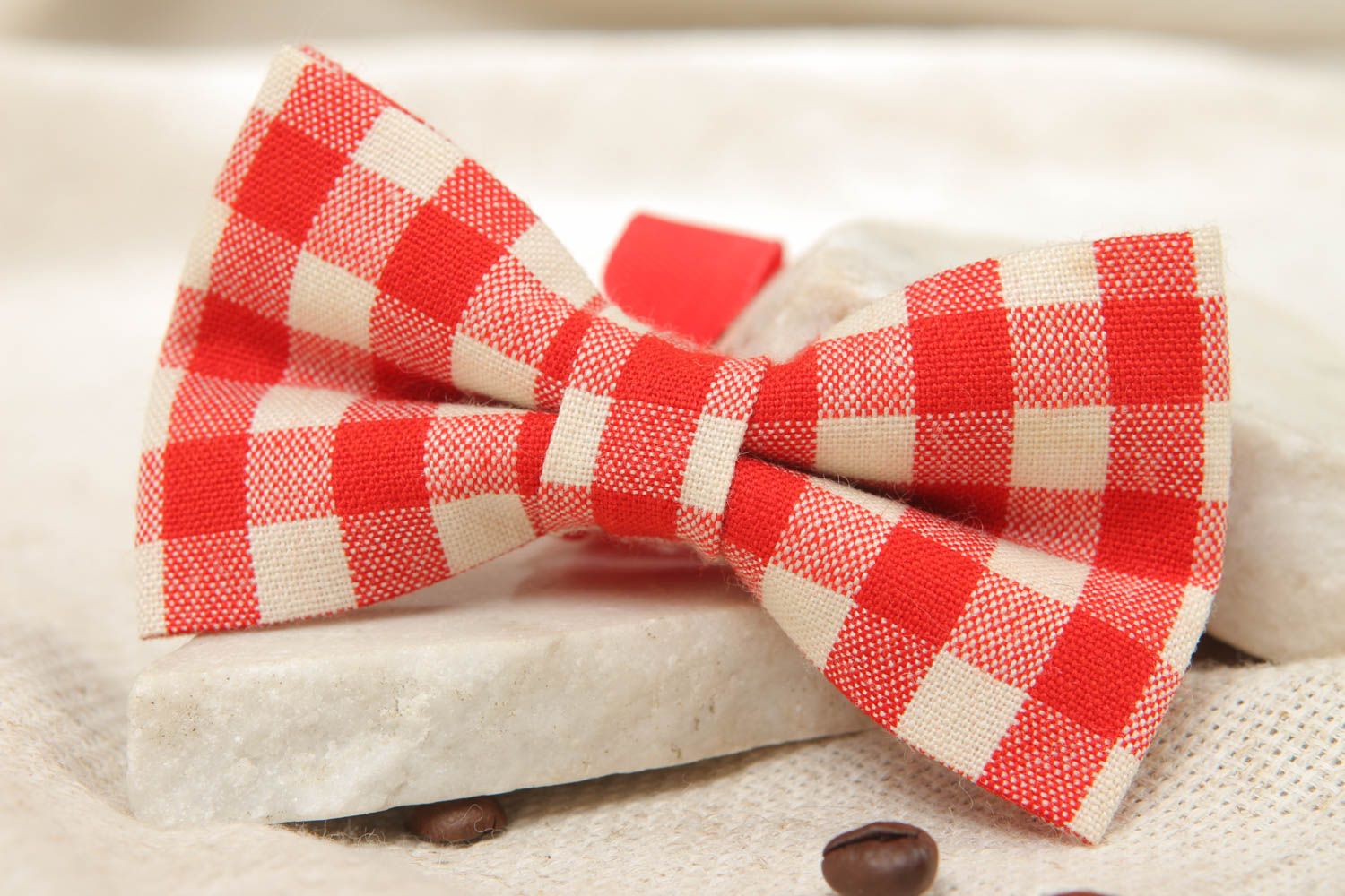 Red checkered fabric bow tie photo 5