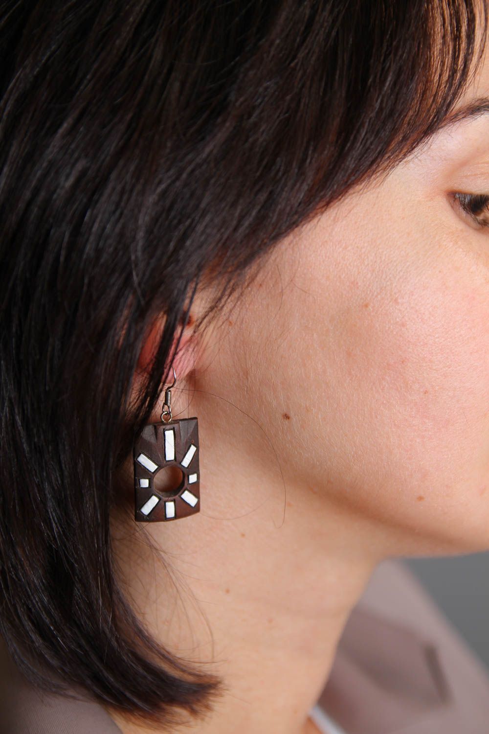 Boucles d'oreilles design Bijou fait main Accessoire femme petit céramique photo 3