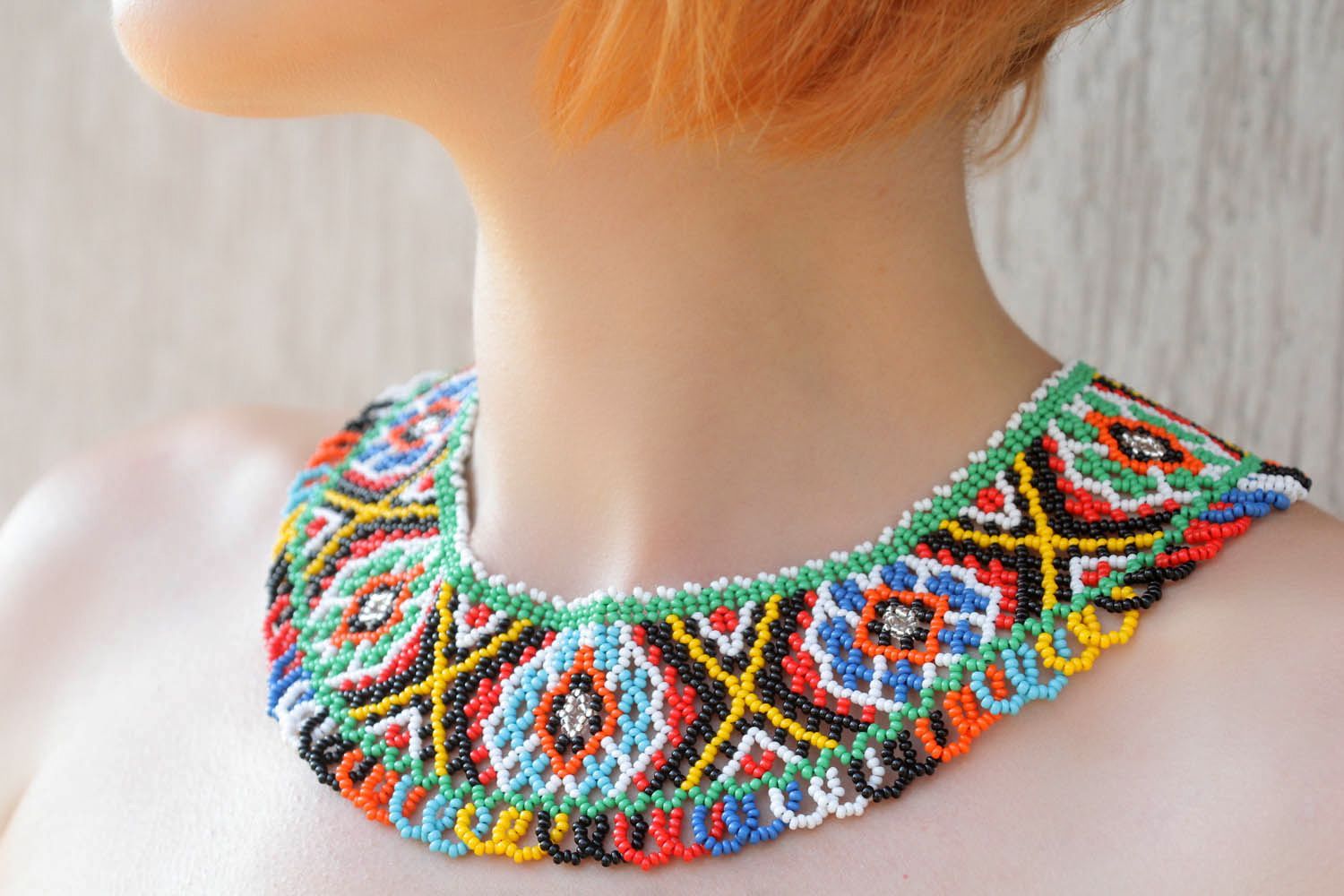 Beaded necklace in ethnic style photo 1