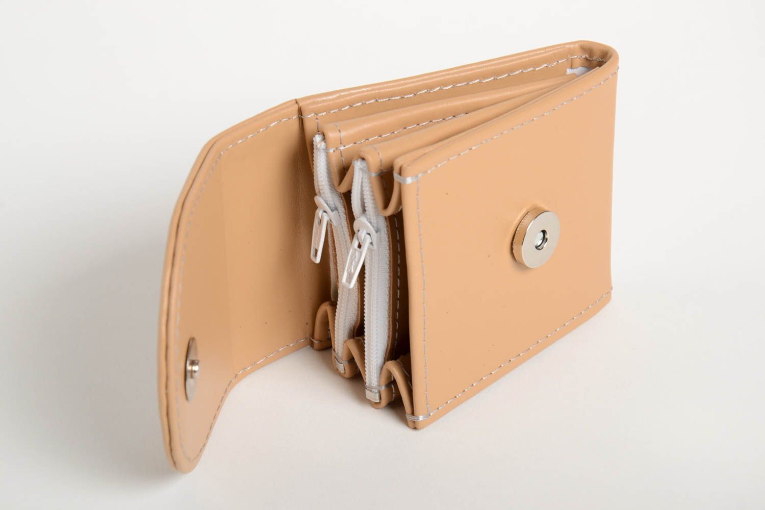 Cartera de piel beige hecha a mano billetera de mujer accesorio de moda foto 2