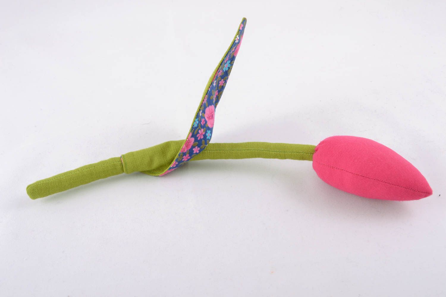 Тканевая игрушка ручной работы цветок  фото 2