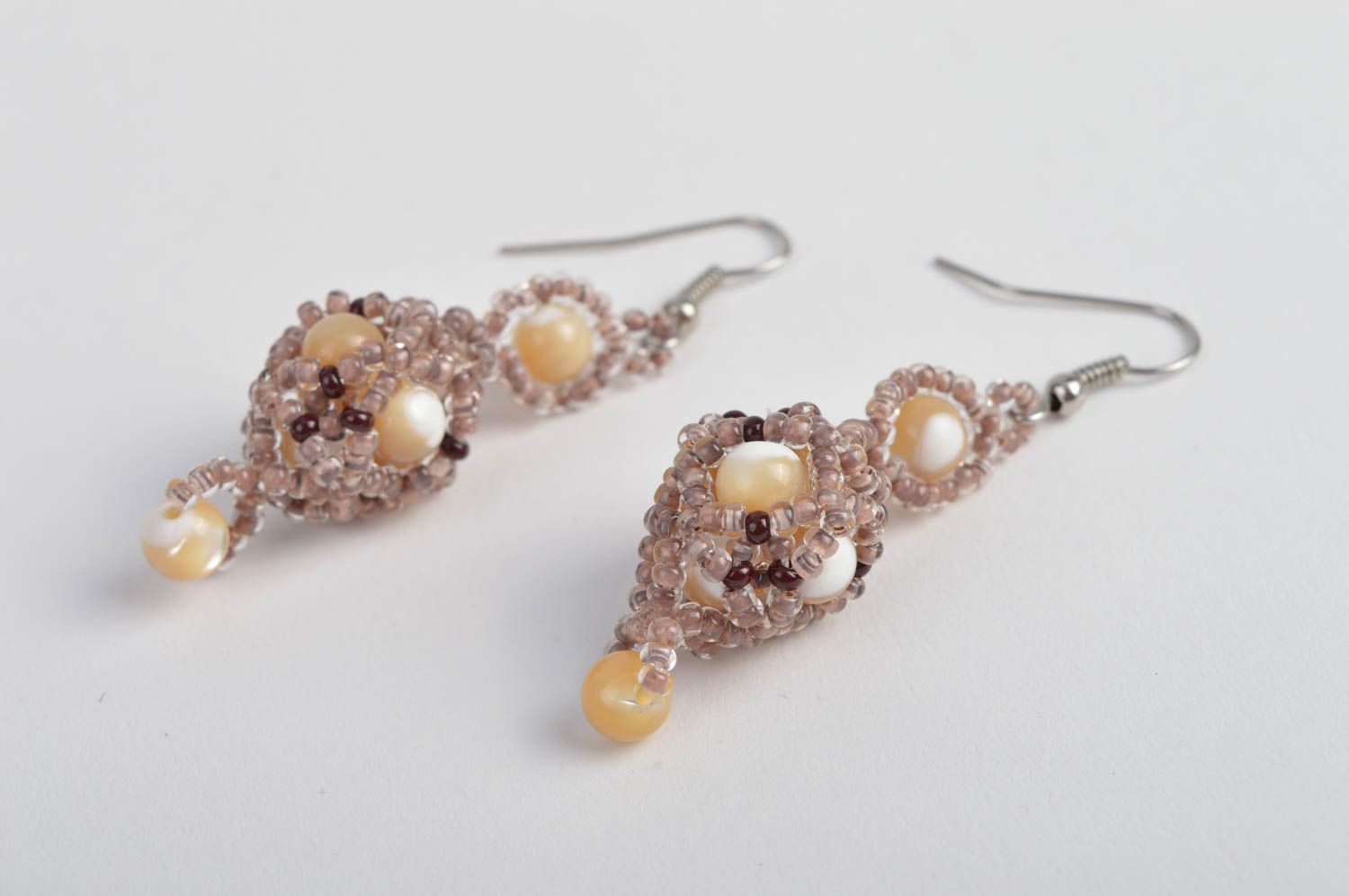 Designer seed beaded earrings with pearl finish handmade unique bijouterie photo 3