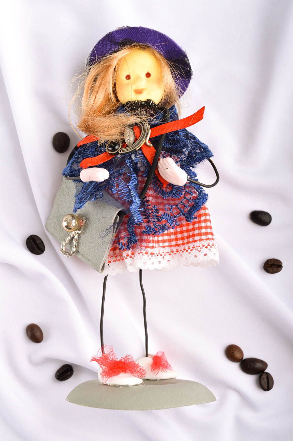 Bambola bella in stoffa fatta a mano pupazzo tessile tenero da collezione foto 1