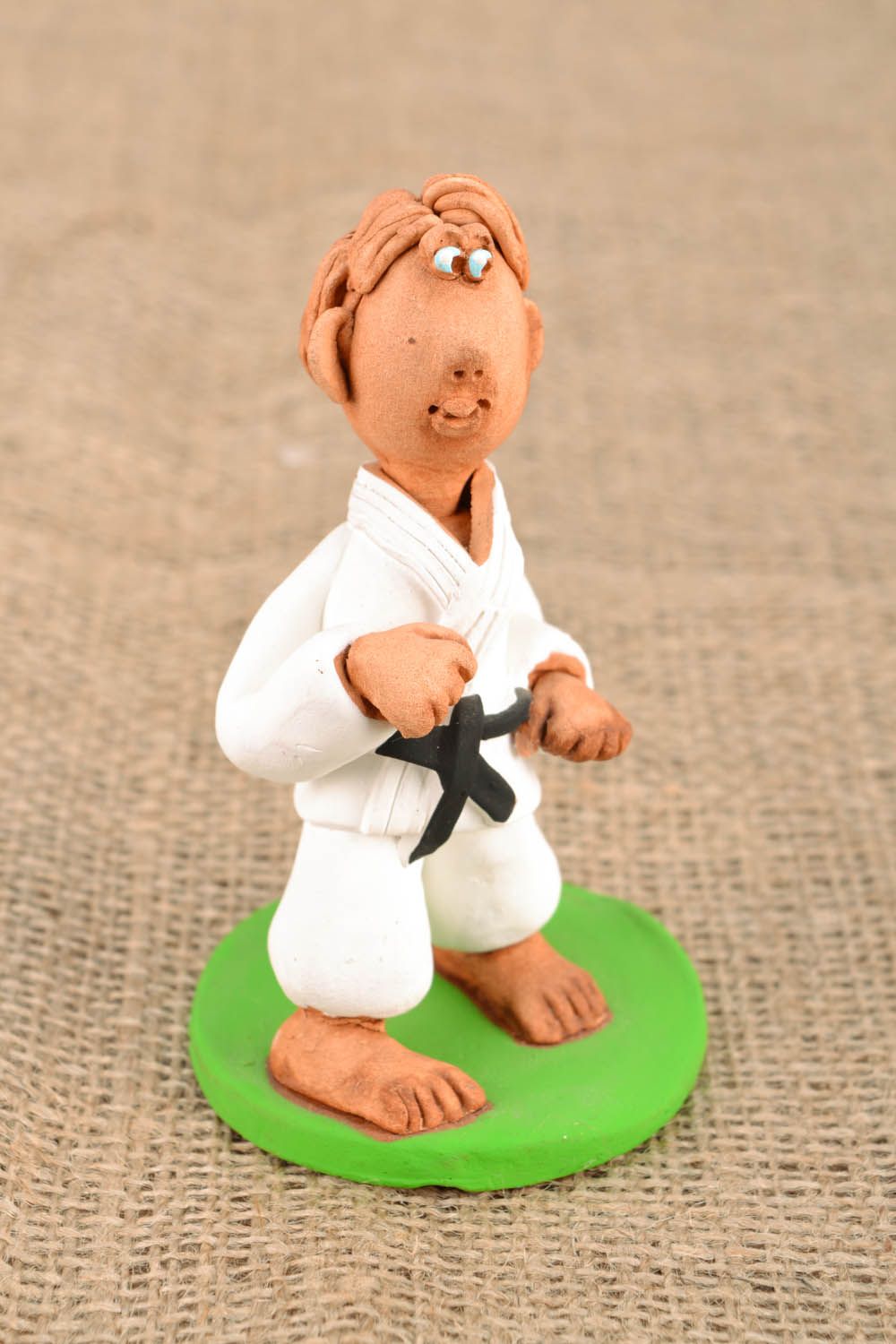 Karate fighter statuette photo 1