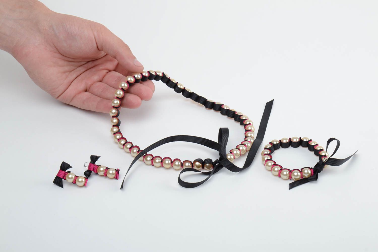 Handmade Schmuck Set aus Kugeln 3 Accessoires Armband Collier Ohrringe in Rosa foto 5
