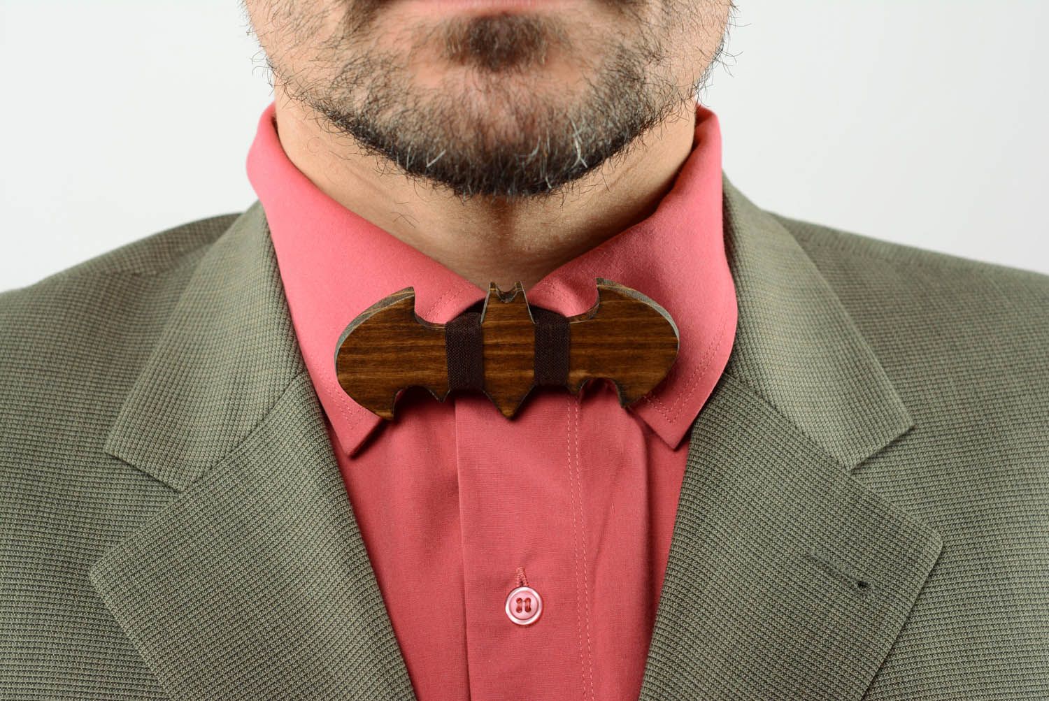 Деревянный галстук-бабочка Летучая мышь фото 1