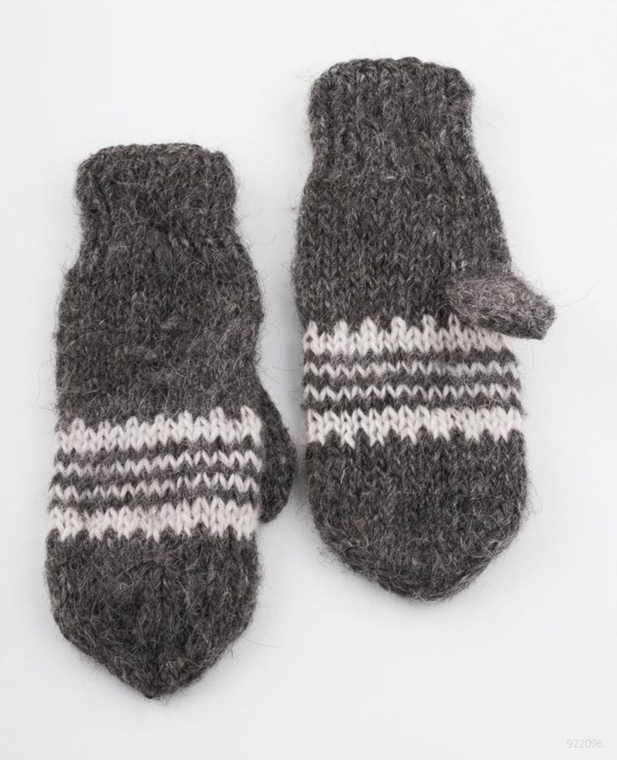 Gray women's mittens photo 2