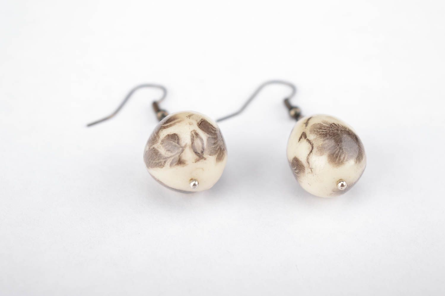 Unusual handmade plastic earrings bead earrings design fashion accessories photo 3