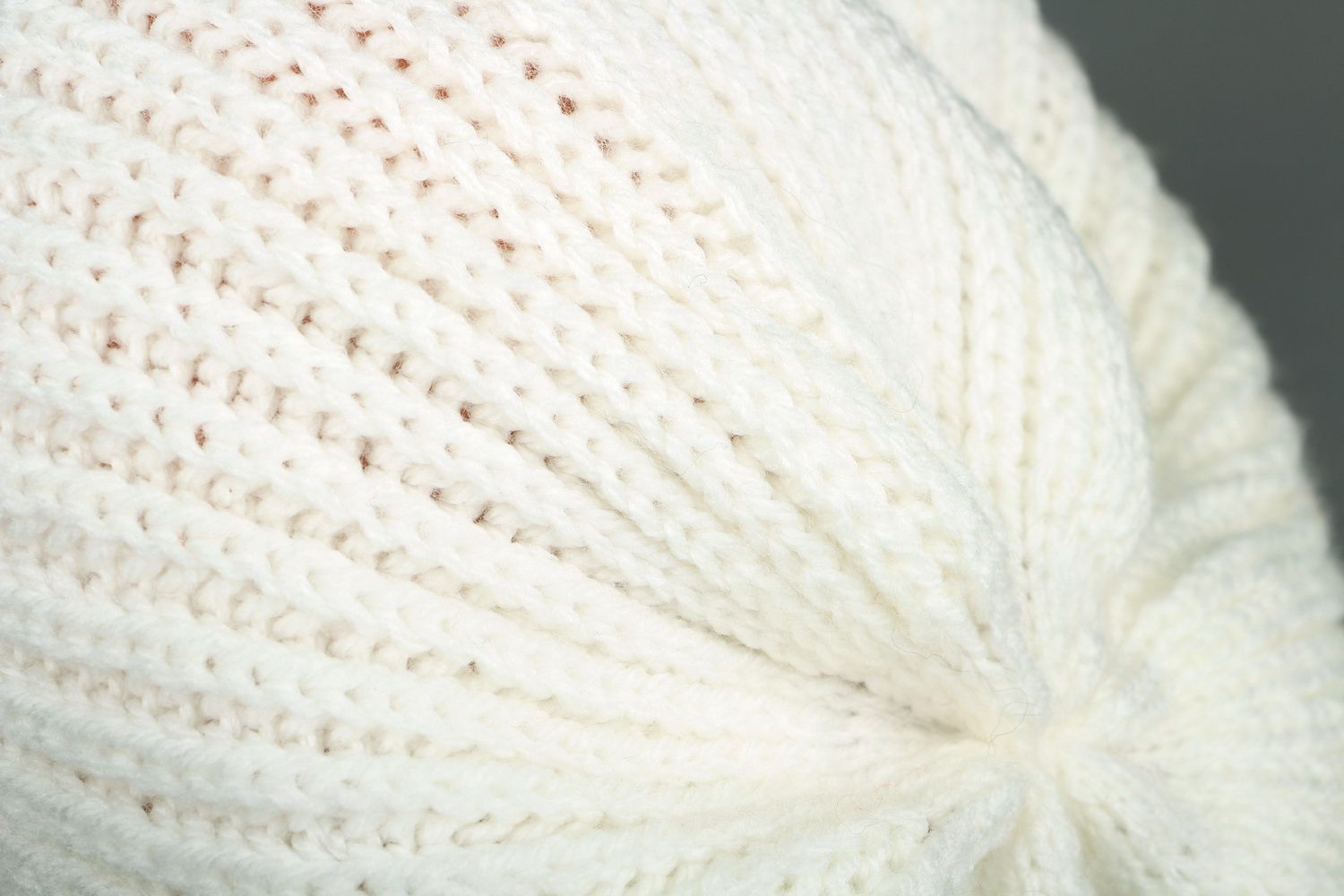 American knitted beret of white photo 5
