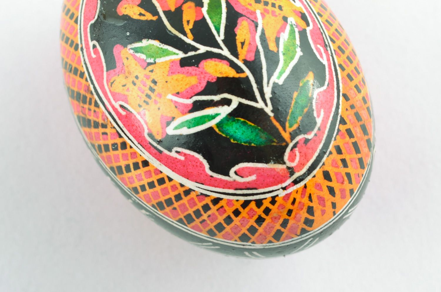 Handmade Easter egg with wax painting for home decoration Christ Has Risen photo 5