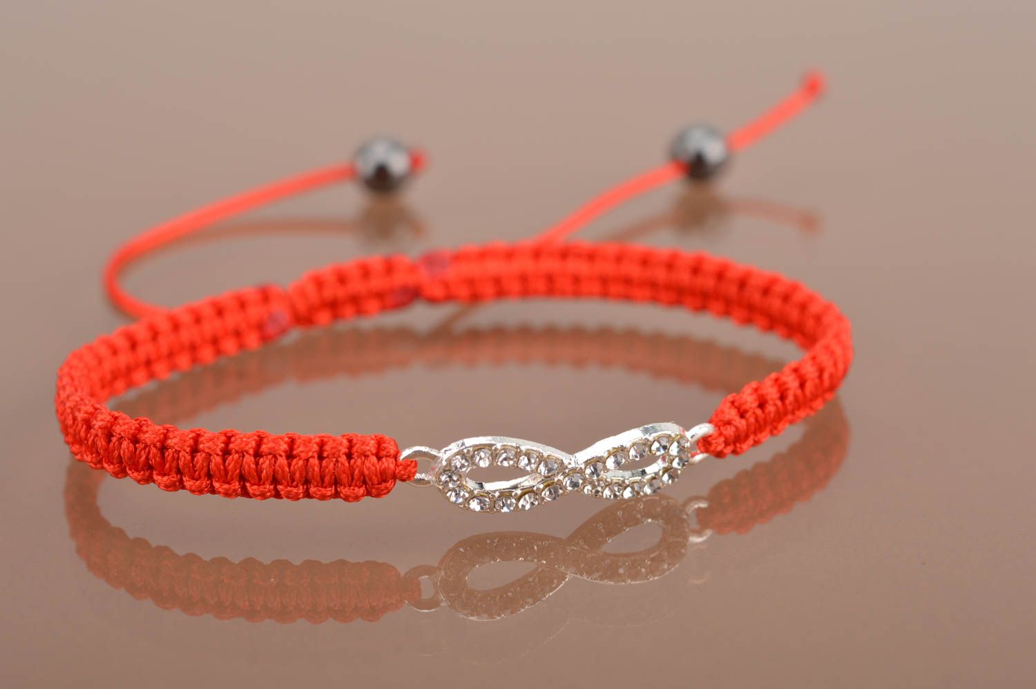 Handmade unusual cute stylish textile red thin bracelet with infinity sign photo 2