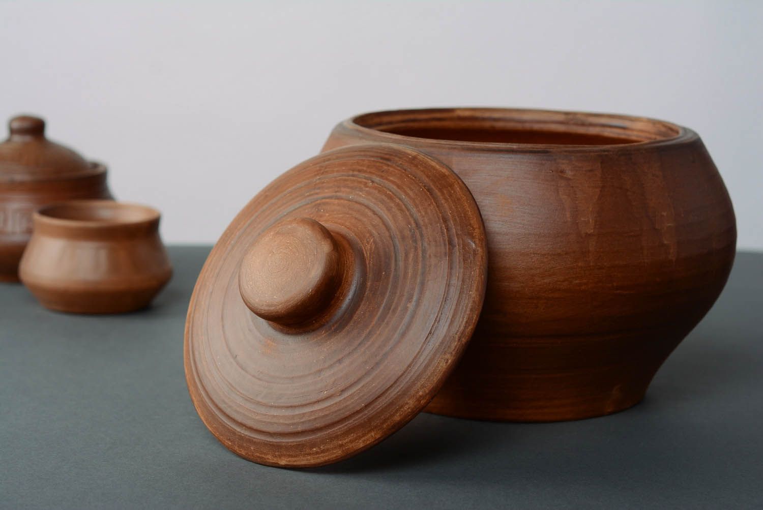 Pote de cerâmica artesanal para assados foto 1