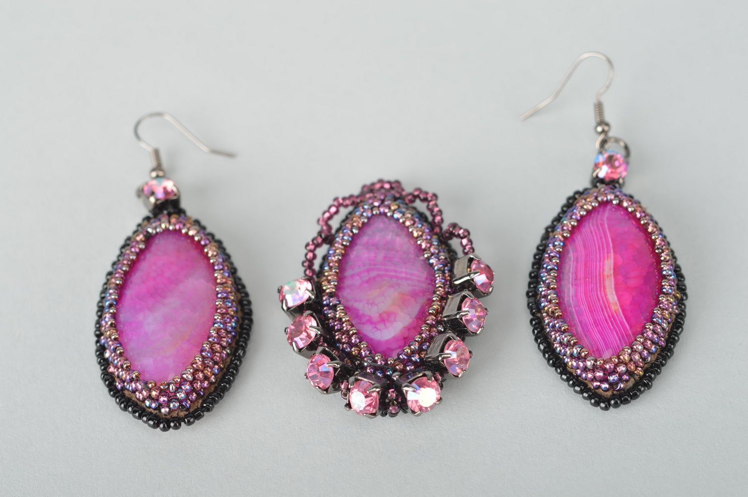 Pendentif et boucles d'oreilles Bijoux faits main violets ovales Cadeau femme photo 1