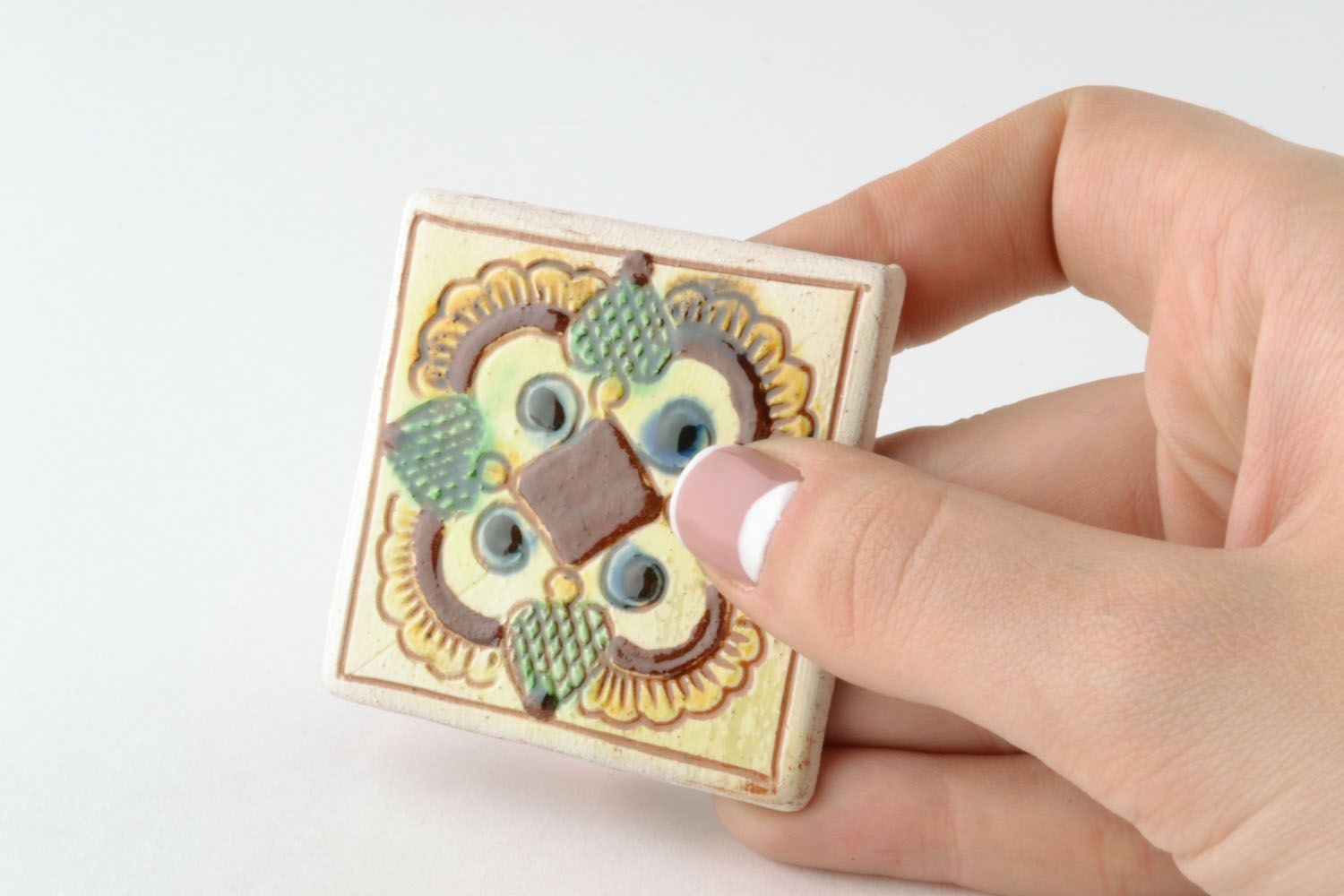 Ceramic magnet for fridge with Ukrainian painting photo 5