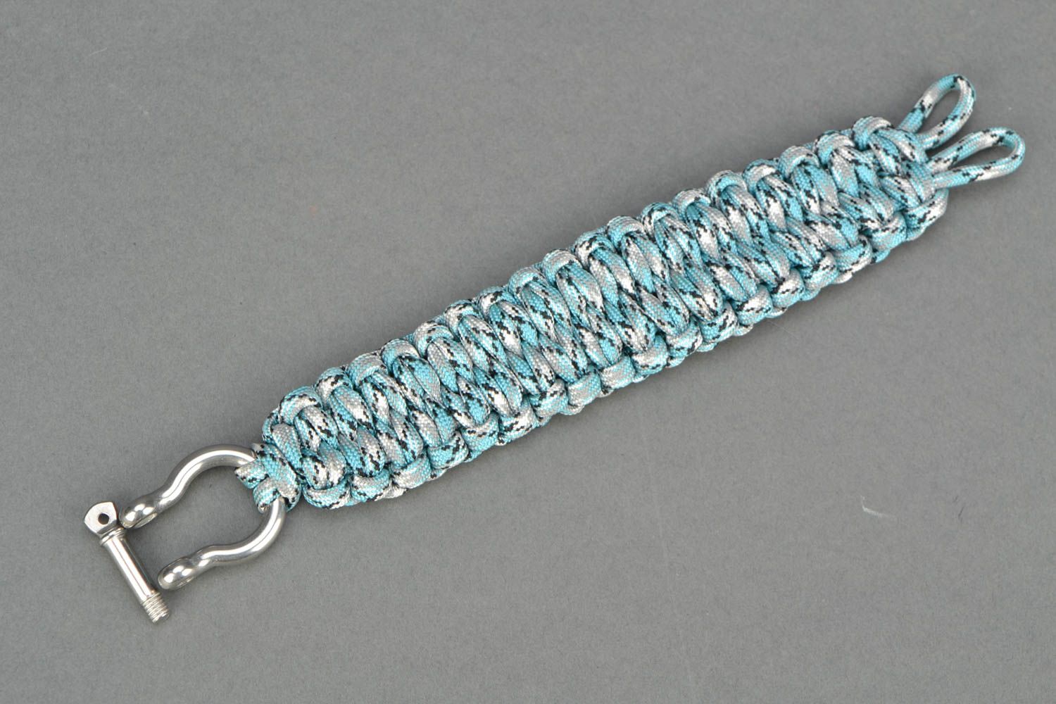 Blue woven bracelet photo 2