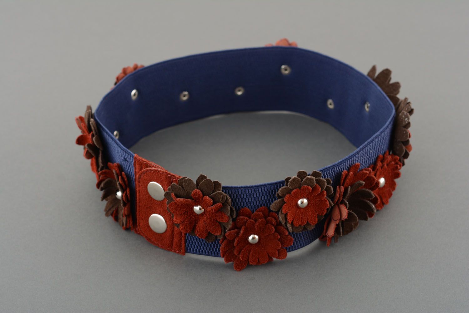 Belt with flowers photo 2
